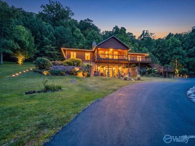 1473 Cathedral Caverns Hwy