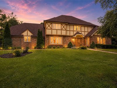 1 Deerfield Ln