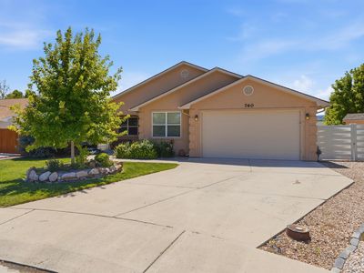 760 Galena Dr