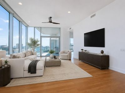 2727 Kirby Dr APT 10-B