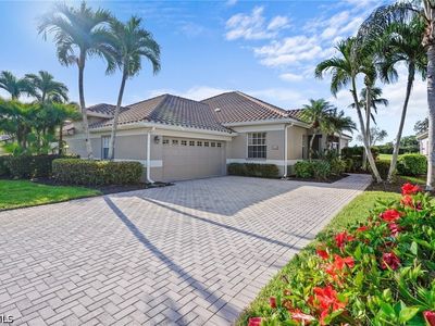 8468 Brittania Dr