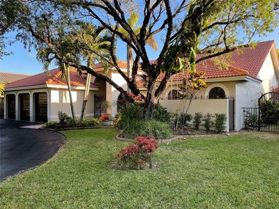 8472 NW 52nd Place