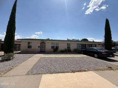 10025 Foothill Dr