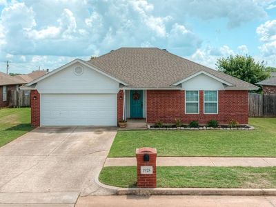 1928 Parkside Dr