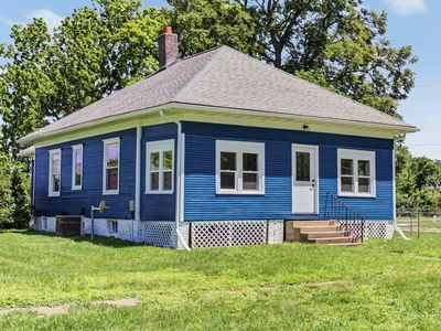 803 W 9th St