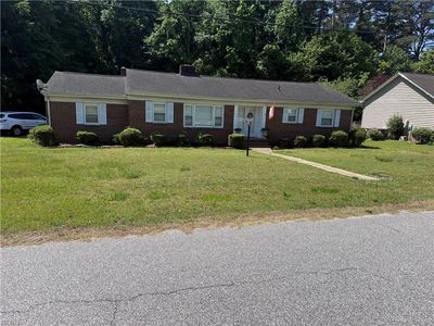 218 Northbrooke Ave