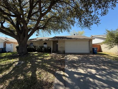 5816 Maple Ln