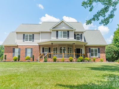 151 Turnberry Ln