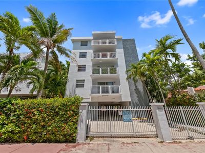 716 Michigan Ave APT 302