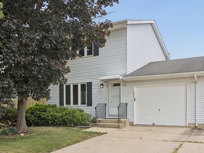 932 Manchester Ct