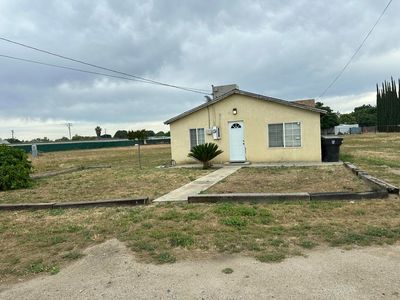1808 E Foster Drive