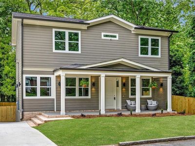 256 1st St SW