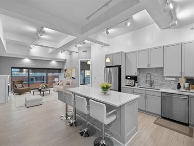 1101 Walnut St UNIT 605