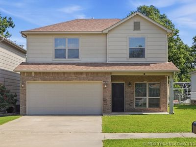 310 E 4th St