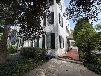 487 S Main St