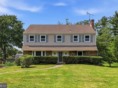 1021 Laurence Dr