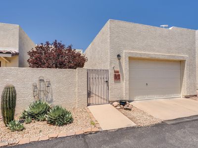 2832 S Full Moon Dr