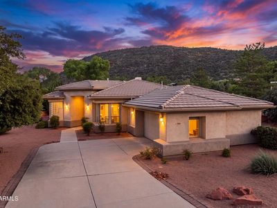 200 WHITE TAIL Drive