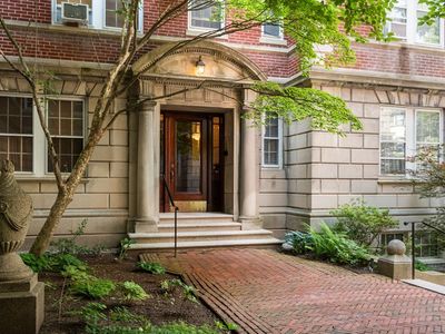 4 Washington Ave APT 18