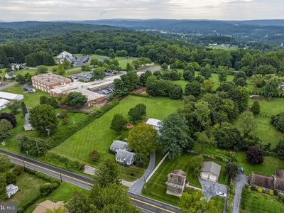 4464 New Holland Rd