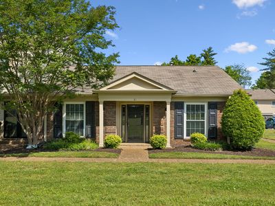 8207 Sawyer Brown Rd APT E1
