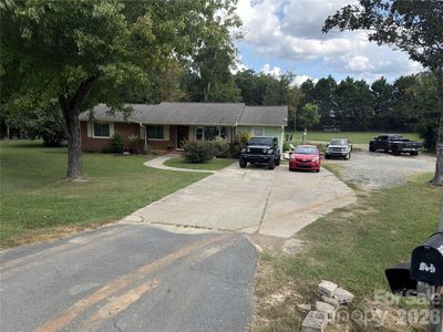 604 Allen Way