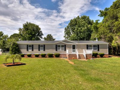 Property at 6835 Fish Rd, Dalzell, SC