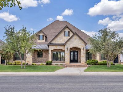 1002 Silverton Dr