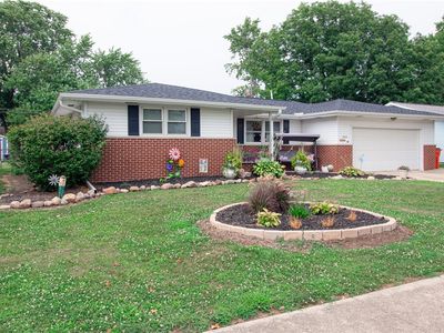 2404 Essex Ave