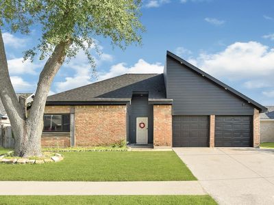 2001 Whitebriar Dr