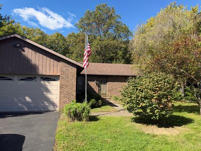 3145 Eric Ln