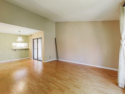 3100 Walnut Bend Ln #422