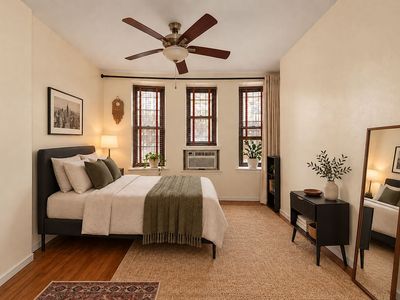 160 E 91st St APT 1J