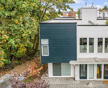 3914 S Brandon Street