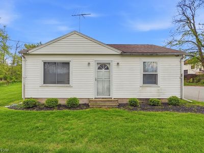 39 Castle Dr