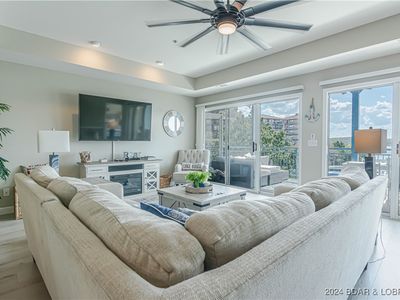 354 Palisades West Dr #1A