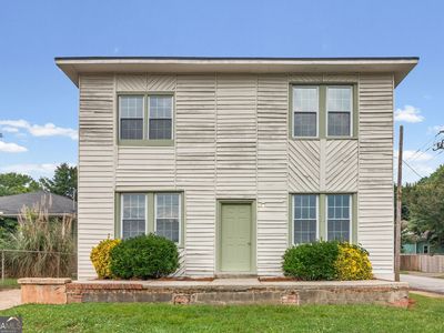 Property at 3097 E Point St, East Pt, GA