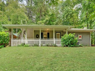 Property at 332 E Vineyard Rd, Hayesville, NC