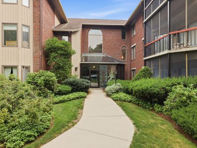 Property at 770 Salisbury St APT 322, Worcester, MA