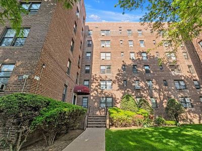 1275 E 5th St APT 5C