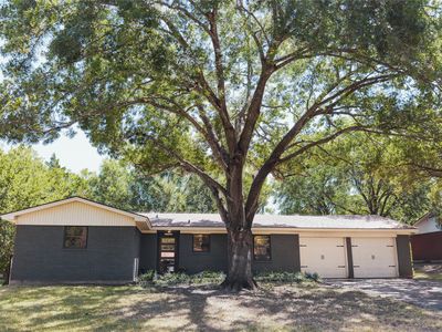 8812 Panther Dr