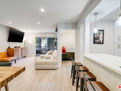 6728 Hillpark Dr APT 308