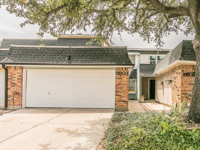 Property at 2807 Summit View Dr, Bedford, TX