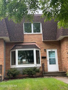 1611 Library Cir