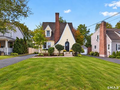 Property at 24 Cedar Crest Place, Norwalk, CT