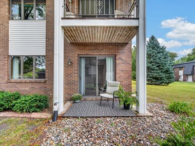 1112 49th St Unit 2