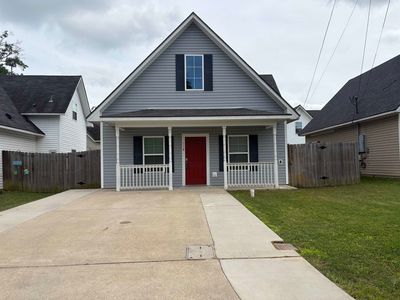 118 E Berkley St