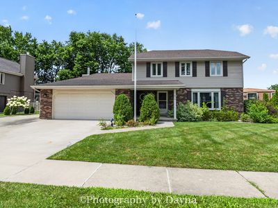 379 Fox Trail Dr