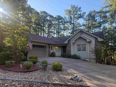 8 Lopez Cir