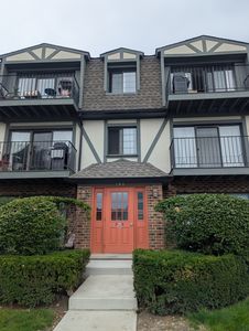 102 Steeple Dr APT F
